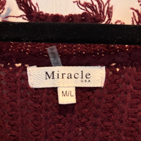Miracle Maroon Rough Edge V-Neck Sweater, M/L - Picture 3 of 4